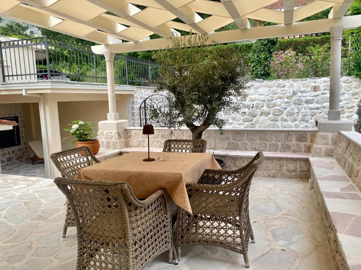 Apartment Caserma Kotor Exterior photo